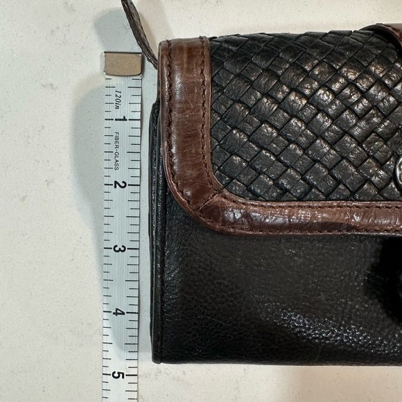 Brighton Wallet - Picture 11 of 12